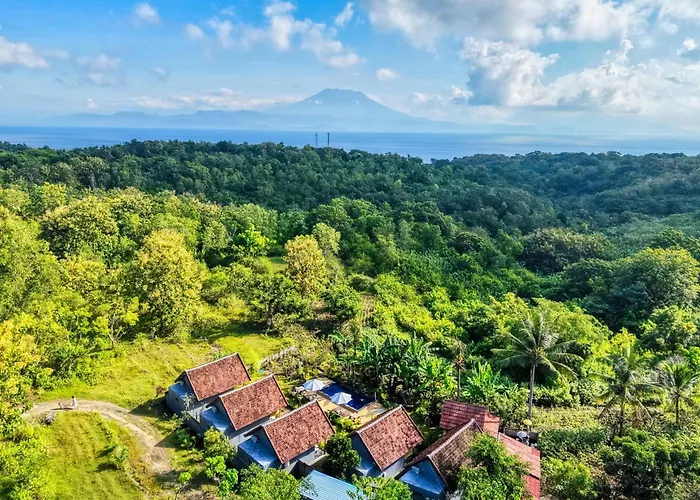 Lungguh Penida Hut * Ped