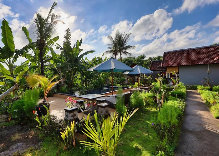 Lungguh Penida Hut