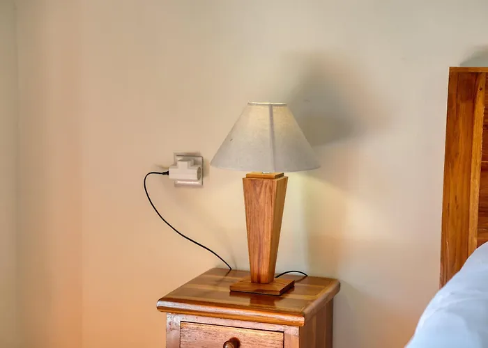 Lungguh Penida Hut *