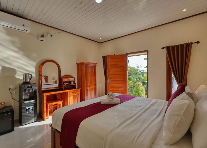 Lungguh Penida Hut Villa Ped