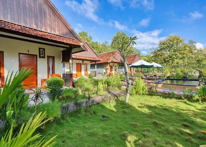 Lungguh Penida Hut